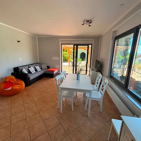 Apartma Lidija Апартаменты